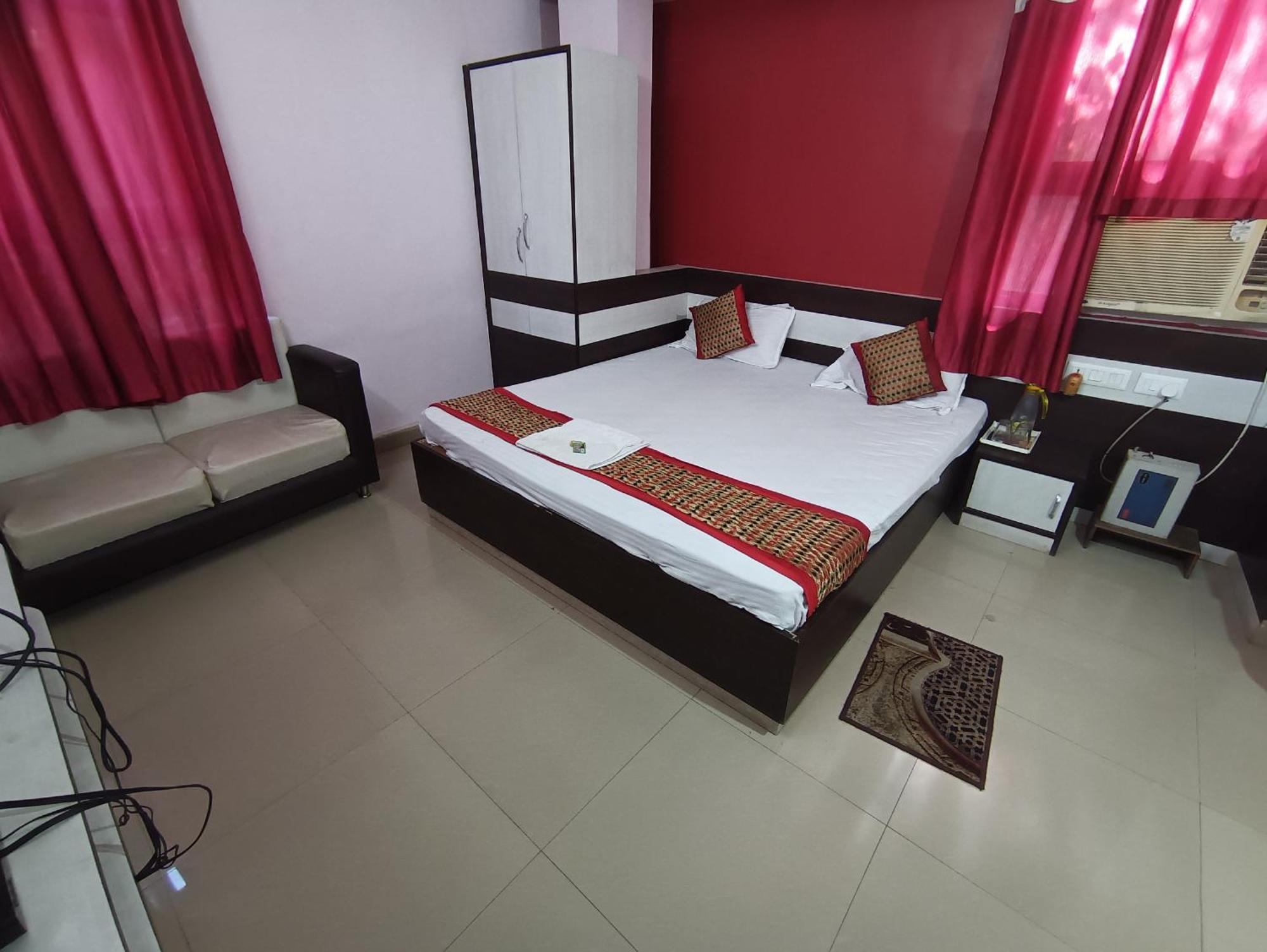 Hotel Viraat Inn Gaya Dış mekan fotoğraf
