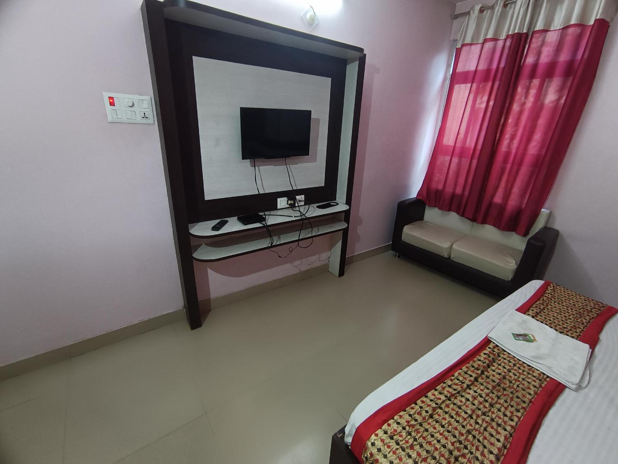 Hotel Viraat Inn Gaya Dış mekan fotoğraf
