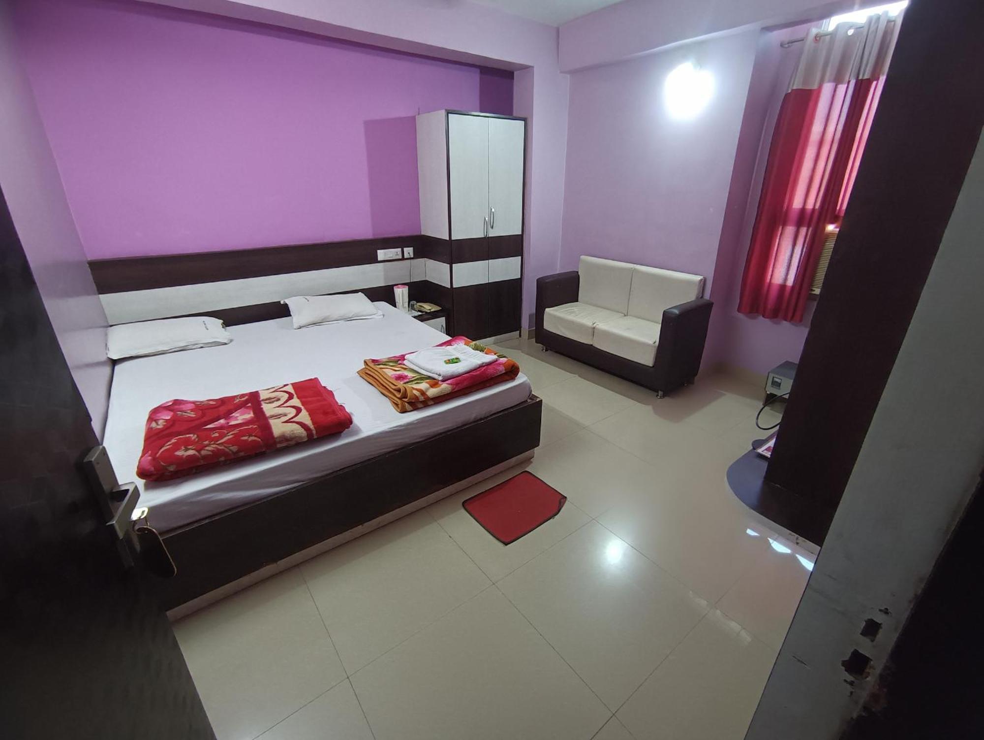 Hotel Viraat Inn Gaya Dış mekan fotoğraf