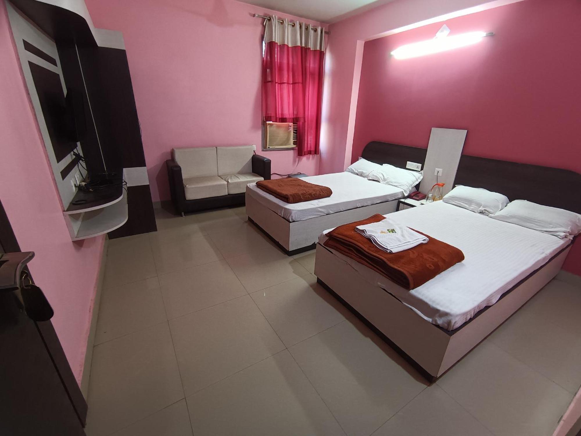 Hotel Viraat Inn Gaya Dış mekan fotoğraf