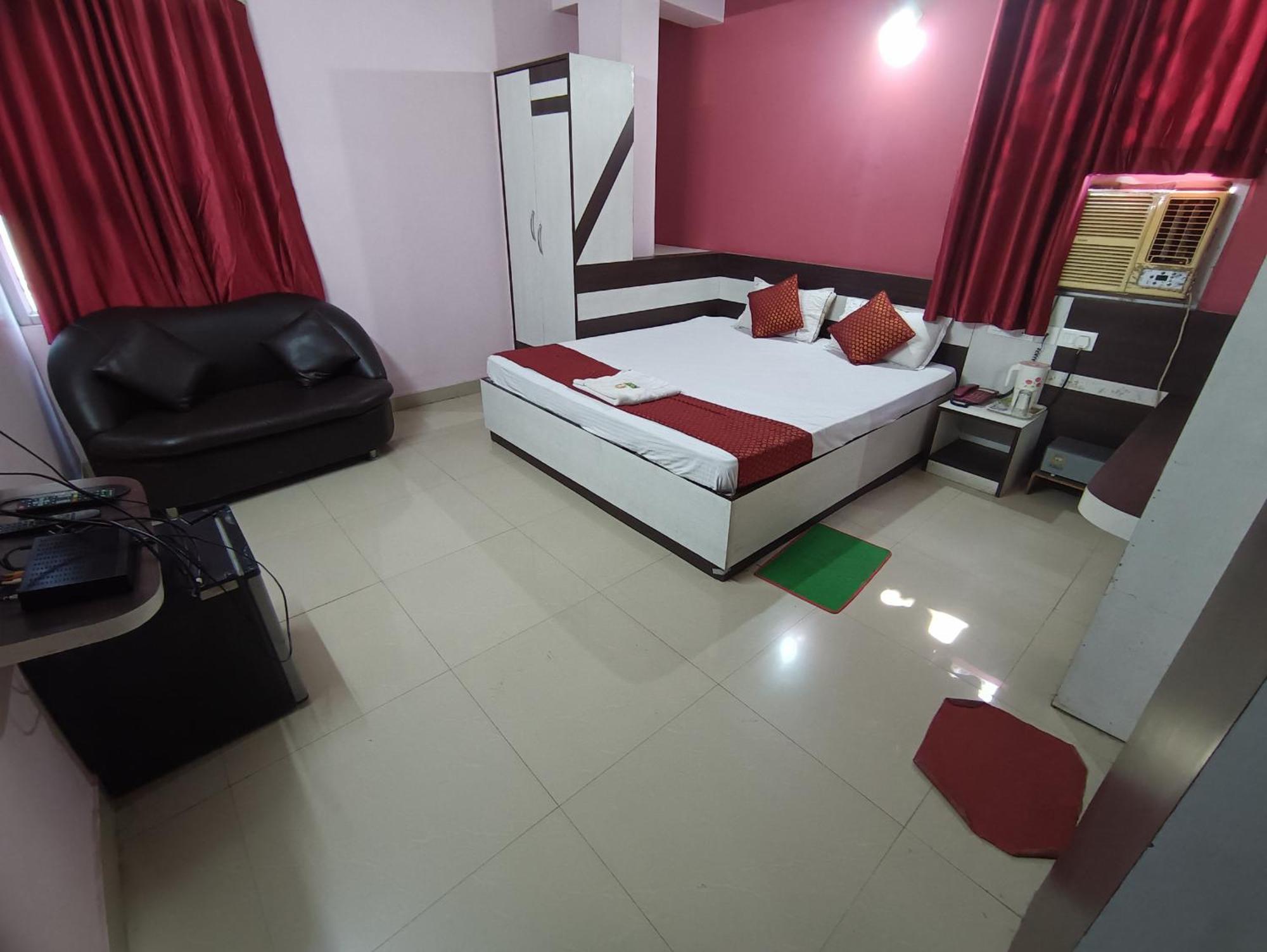 Hotel Viraat Inn Gaya Dış mekan fotoğraf